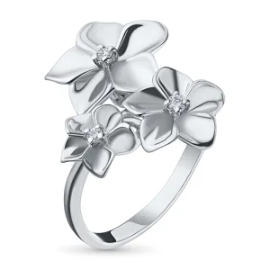 Классическое кольцо из серебра с бриллиантами